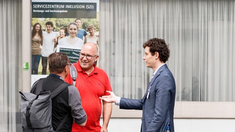 Symbolbild Engagement ©Dustin-Preick, 2019 Symbolbild Engagement ©Dustin-Preick, 2019